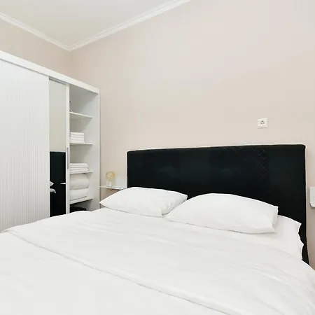 马托斯卡之家公寓 *